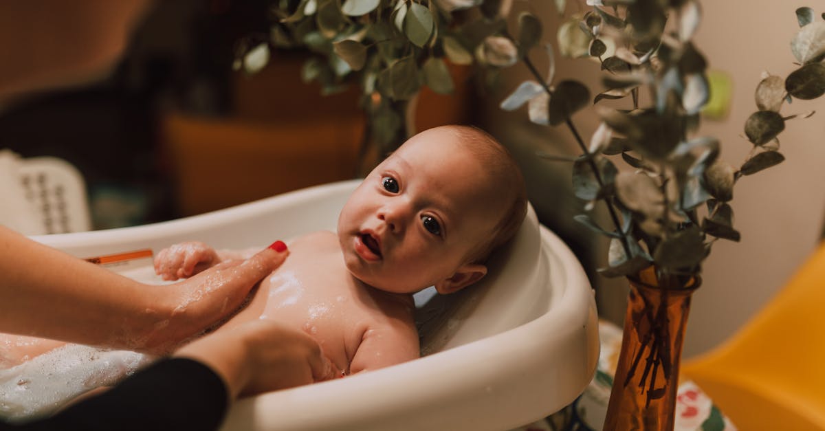 Babypflege: Die besten Tipps für die Hautpflege Ihres Neugeborenen