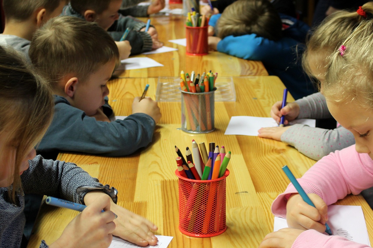 entdecken sie die besten kindergärten in ihrer nähe! unser leitfaden bietet wichtige informationen über programme, aktivitäten und anmeldeverfahren, um den idealen kindergarten für ihr kind zu finden.