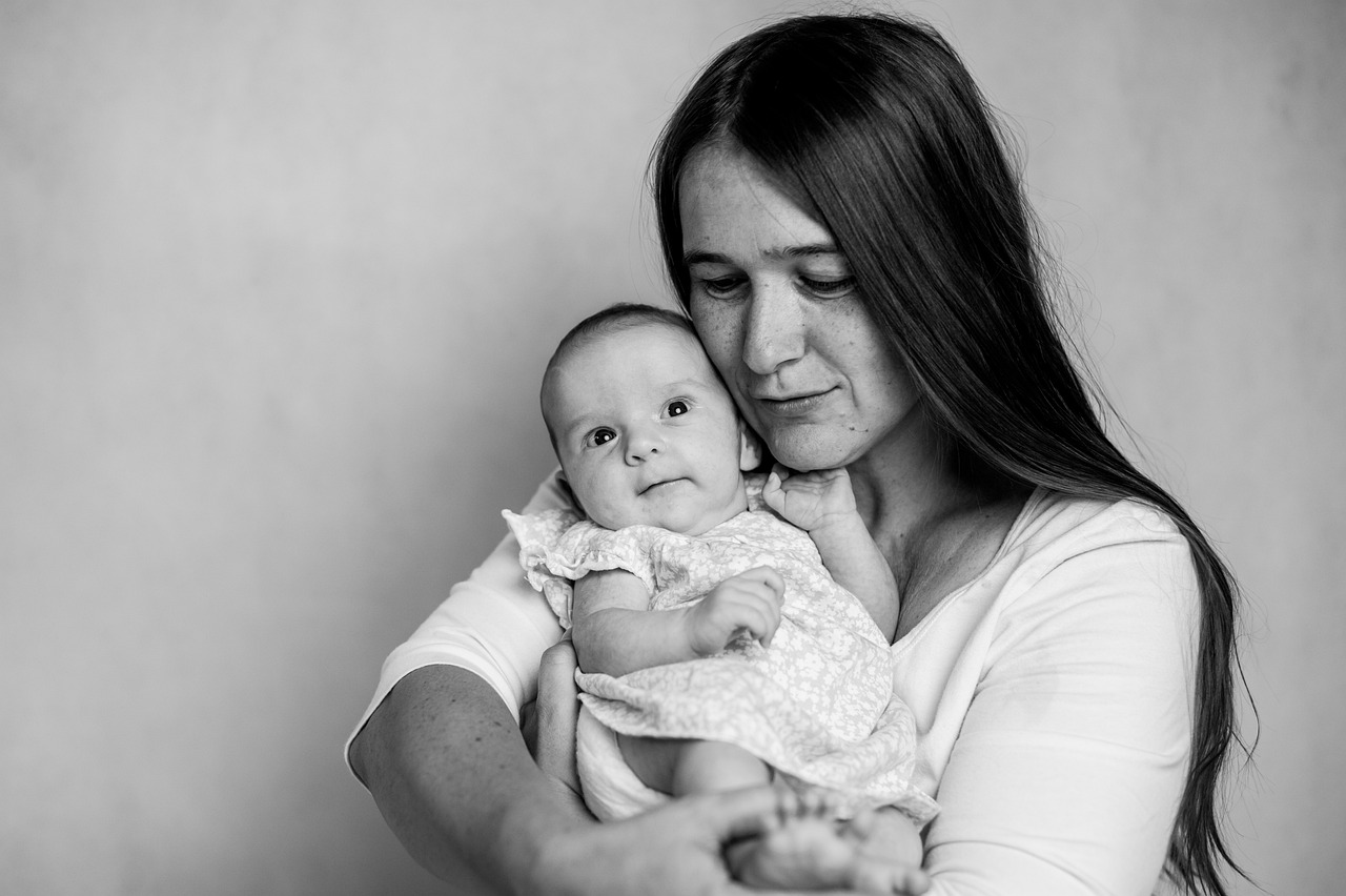 entdecken sie die neuesten trends in der umstandsmode! unsere stilvollen und bequemen kollektionen bieten schwangeren frauen die perfekte kombination aus komfort und eleganz, um sich während der besonderen zeit wohlzufühlen.