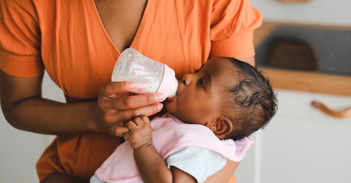 entdecken sie wertvolle tipps zur babyernährung! informieren sie sich über gesunde nahrungsmittel, um ihr baby optimal zu ernähren und seine entwicklung zu unterstützen.