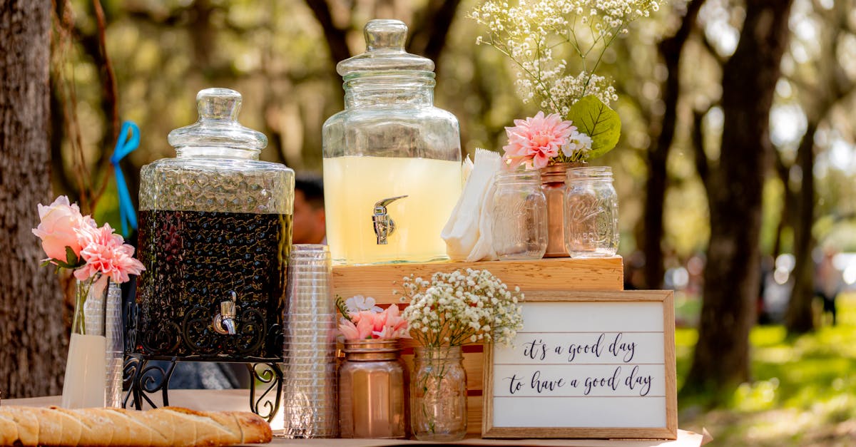 feiern sie die bevorstehende ankunft ihres babys mit einer unvergesslichen baby shower! entdecken sie kreative ideen für dekoration, spiele, geschenke und themen, um diesen besonderen tag mit freunden und familie zu einem einzigartigen erlebnis zu machen.