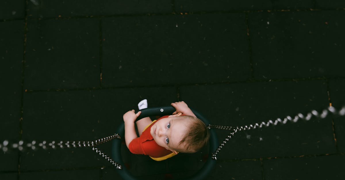 entdecken sie wichtige sicherheitstipps für babyrutschen, um sicherzustellen, dass ihr baby beim schwingen optimal geschützt ist. erfahren sie, worauf sie beim kauf und der nutzung achten sollten.