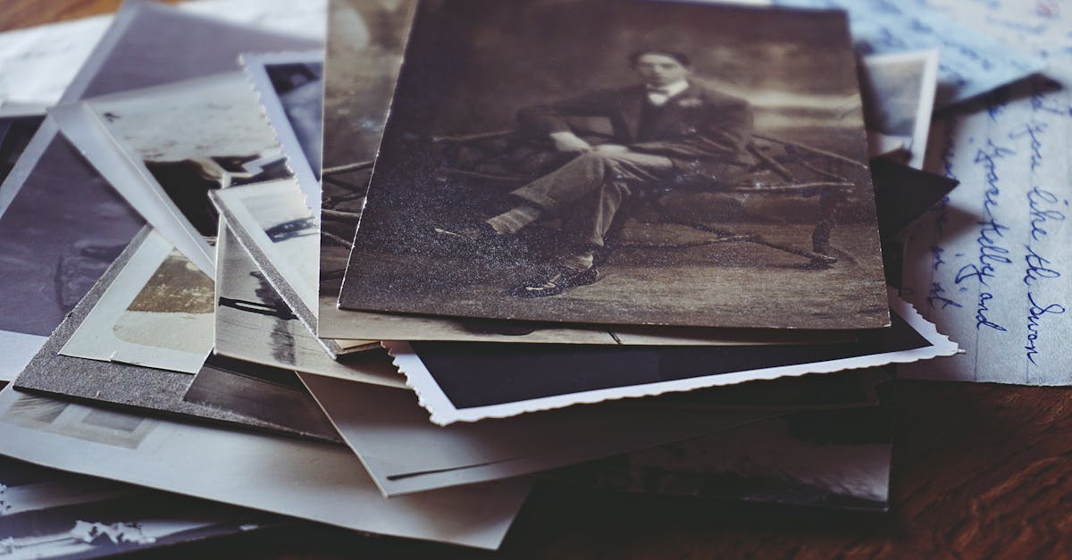entdecken sie die faszinierende welt der genealogie und erforschen sie ihre familiären wurzeln. tauchen sie ein in die geschichte ihrer vorfahren und lernen sie, wie sie ihre eigene familiengeschichte dokumentieren können.