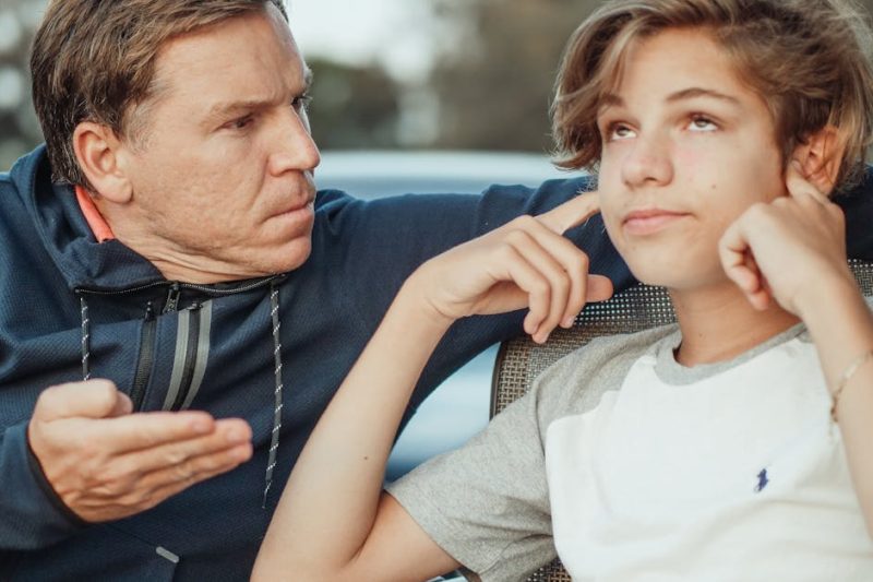 entdecken sie die facetten der eltern-kind-beziehung: von der bindung über die kommunikation bis hin zu den herausforderungen und der unterstützung, die jede phase der entwicklung mit sich bringt.