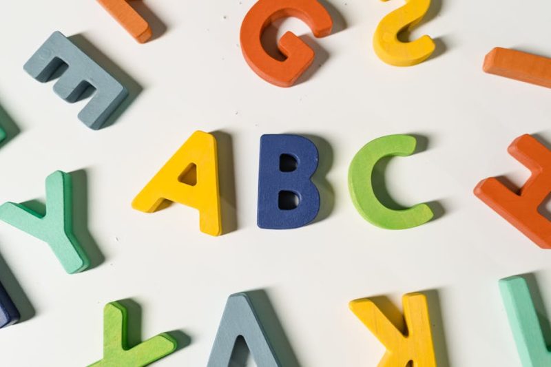entdecken sie interaktive lernspielzeuge, die die kreativität und den lernspaß ihrer kinder fördern. perfekt für eine spielerische und lehrreiche erfahrung!