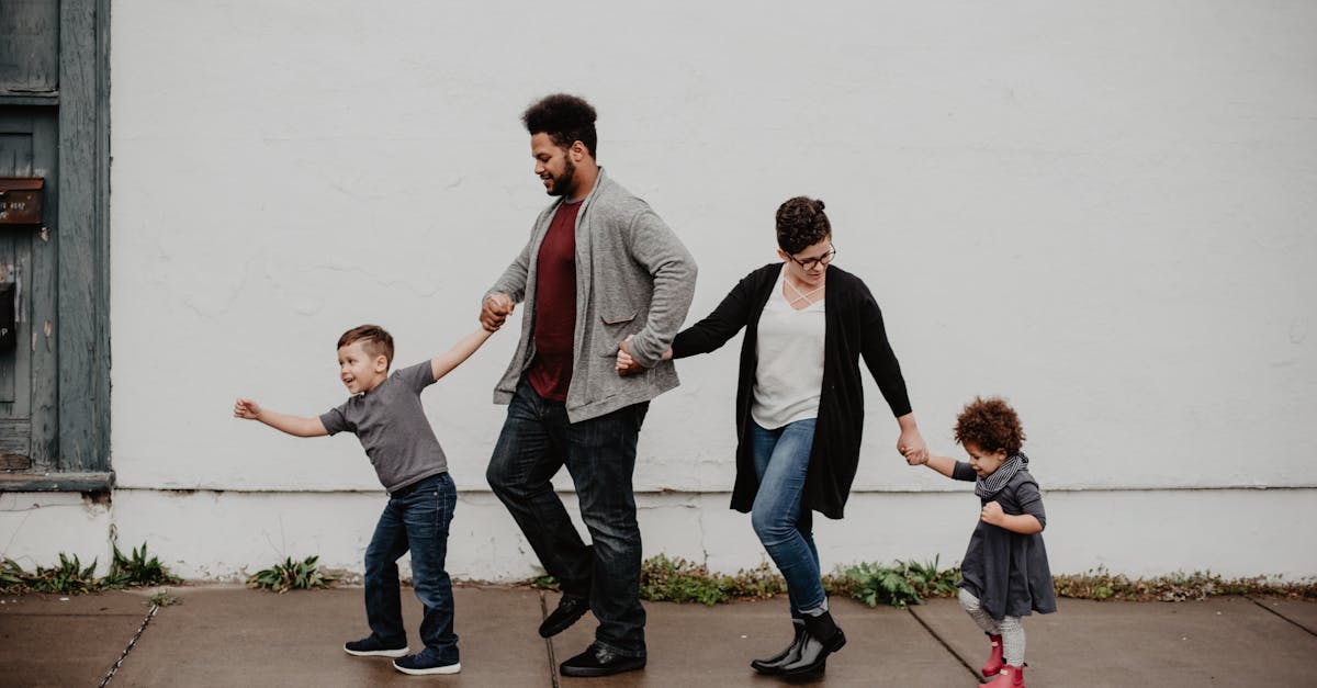 entdecken sie hilfreiche tipps, ratschläge und strategien rund ums elternsein. von der erziehung bis zum familienalltag – alles, was eltern wissen müssen, um ihre kinder optimal zu unterstützen.