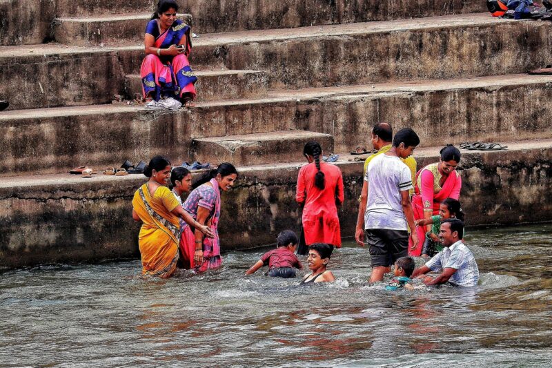 entdecken sie die bedeutung von familienritualen und wie sie bindungen st&auml;rken, traditionen bewahren und gemeinsame erinnerungen schaffen.